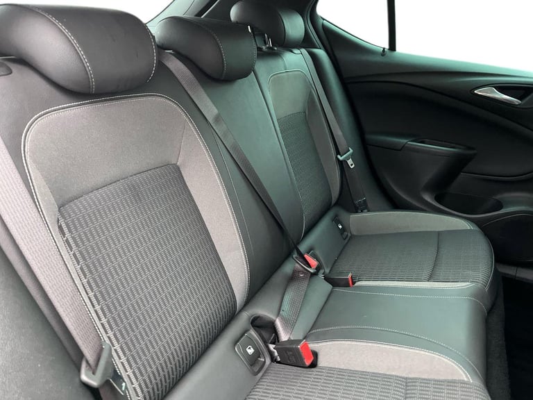  Vauxhall Astra 1.2 Turbo Griffin Edition Hatchback 5dr Petrol Manual Euro 6