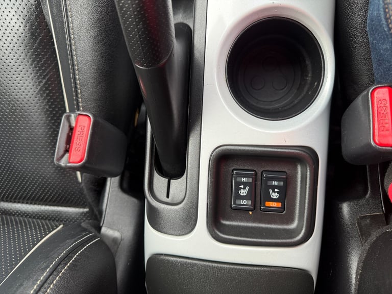 2014 Nissan Juke 1.5 dCi 8v Tekna SUV 5dr Diesel Manual Euro 5 (s/s) (110 ps)