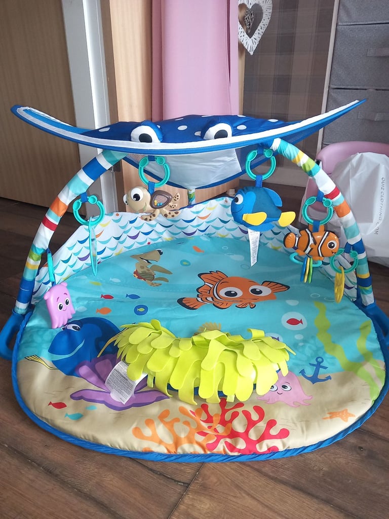 Finding nemo interactive play mat