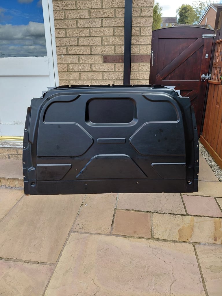 Ford transit custom bulk head