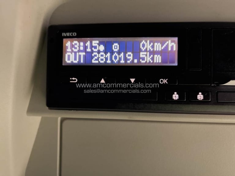 Iveco Stralis NP460, CNG Truck, Fixed Fifth Wheel, Visor, Rear Mounted Batteries