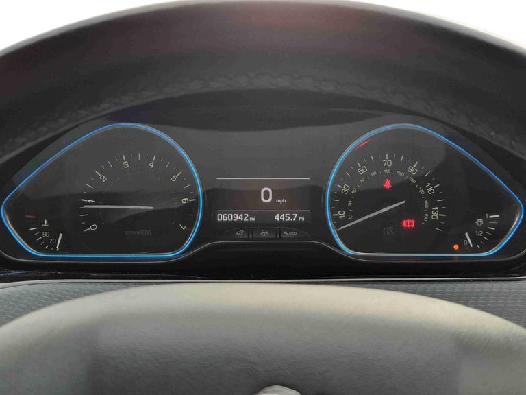 2015 Peugeot 2008 1.2 PureTech Allure 5dr Estate Petrol Manual