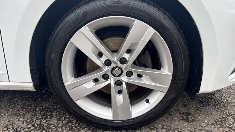 2017 SEAT Leon 1.4 TSI 125 FR Technology 3dr HATCHBACK PETROL Manual