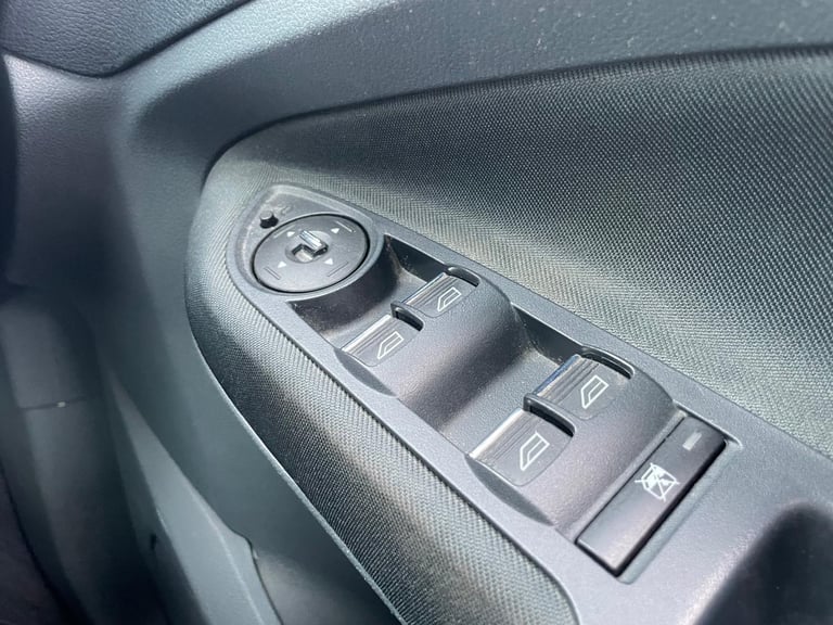 FORD C-MAX 1.6 ZETEC 11 REG 5 DOOR MPV MOT JULY 8TH 2026 LOW INSURANCE 40+MPG