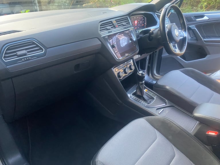 2020 Volkswagen Tiguan 2.0 R LINE MANUAL  19k miles ESTATE Diesel Manual