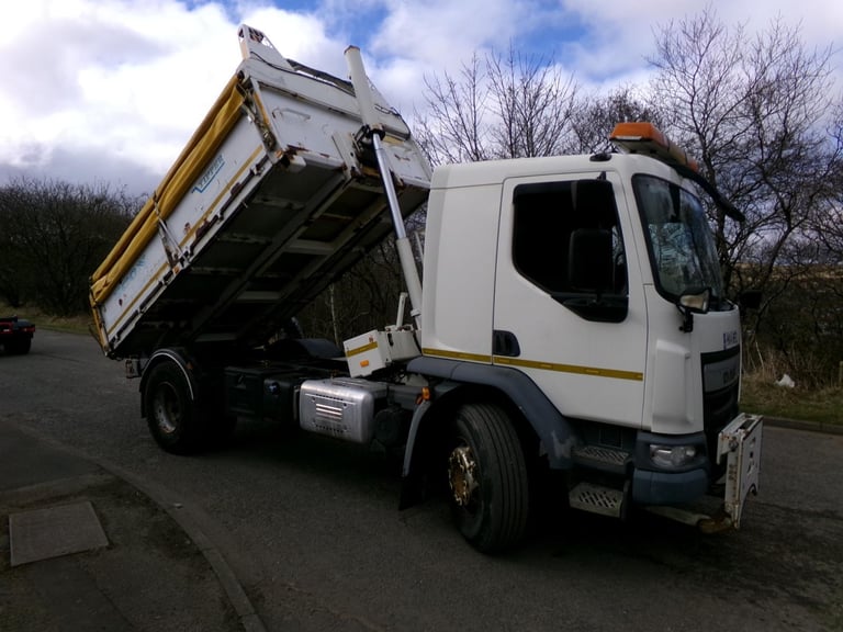 2014 (14) LEYLAND DAF LF 250 ECON TIPPER. 18 TON GVW. TARMAC SPEC BODY. MANUAL