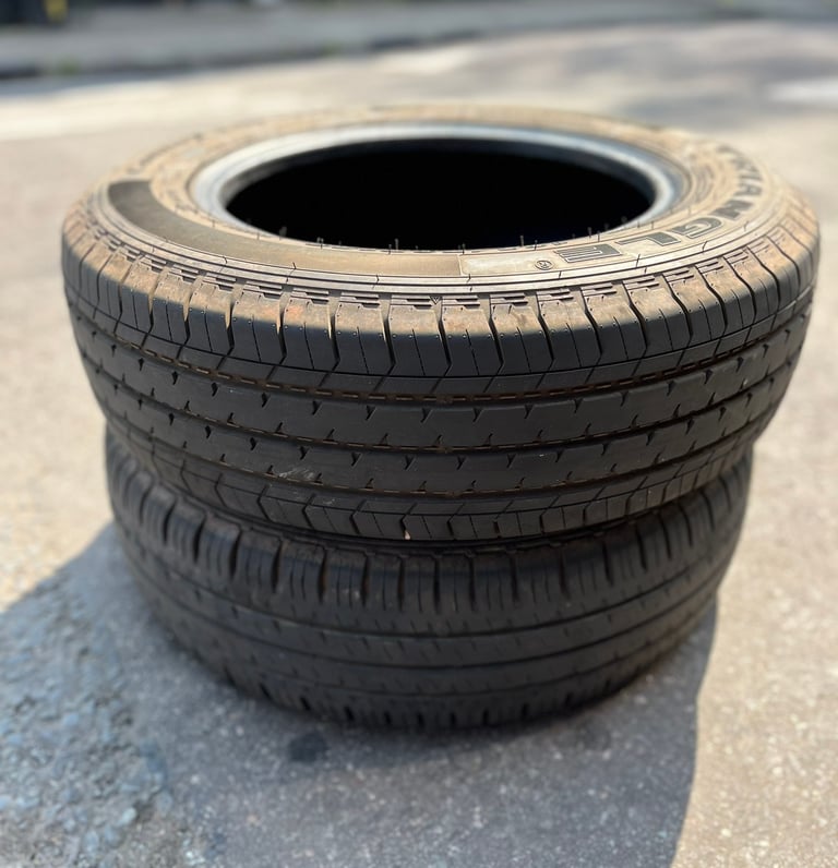 Pair used partworn commercial van tyres 195/70/15C