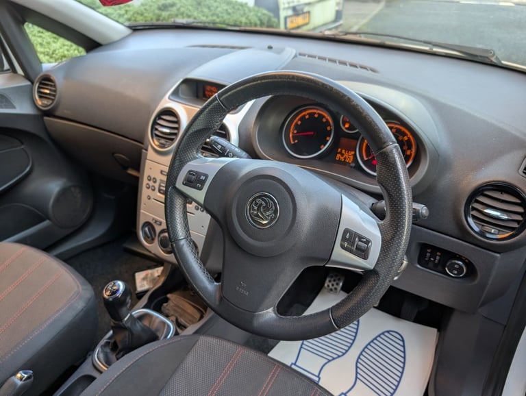 2010 Vauxhall Corsa 1.4i 16V [100] SRi 5dr [AC] * New Timing Chain* HATCHBACK Petrol Manual
