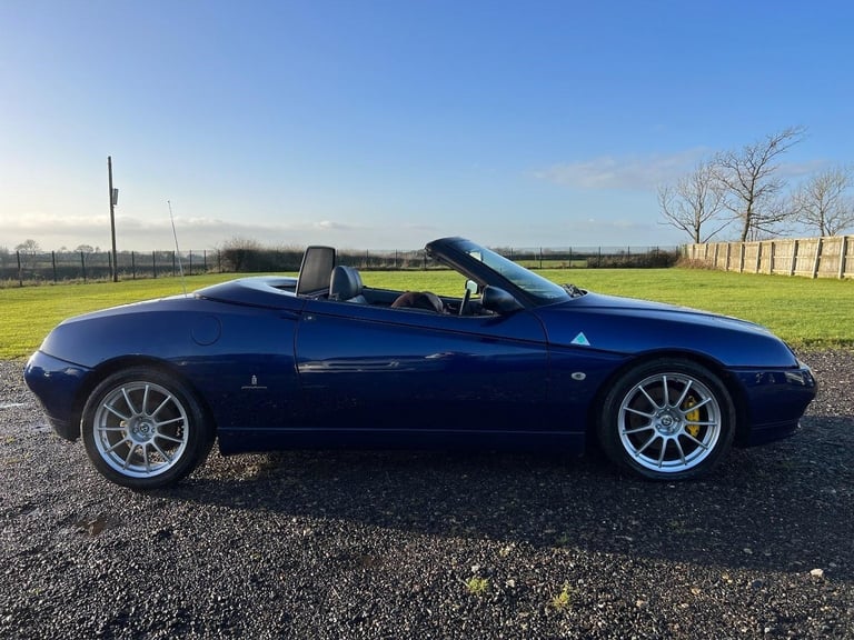 ALFA ROMEO SPIDER RARE 3.0 V6 24V 6 SPEED CONVERTIBLE SPIDER * FULL LEATHER *