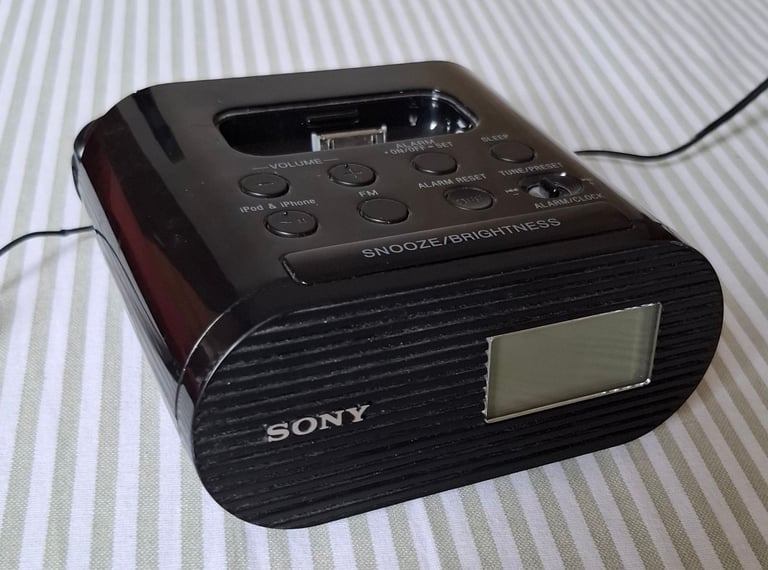 image for Sony FM Alarm clock radio 