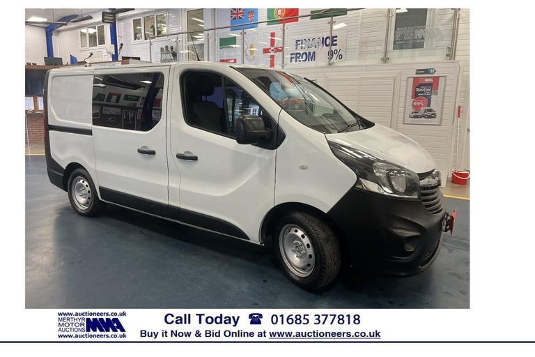 image for 2015 Vauxhall Vivaro 2900 1.6CDTI 115PS SWB 4 SEAT SECURITY / CREW VAN C/W REAR HOLDING CELL PANE...