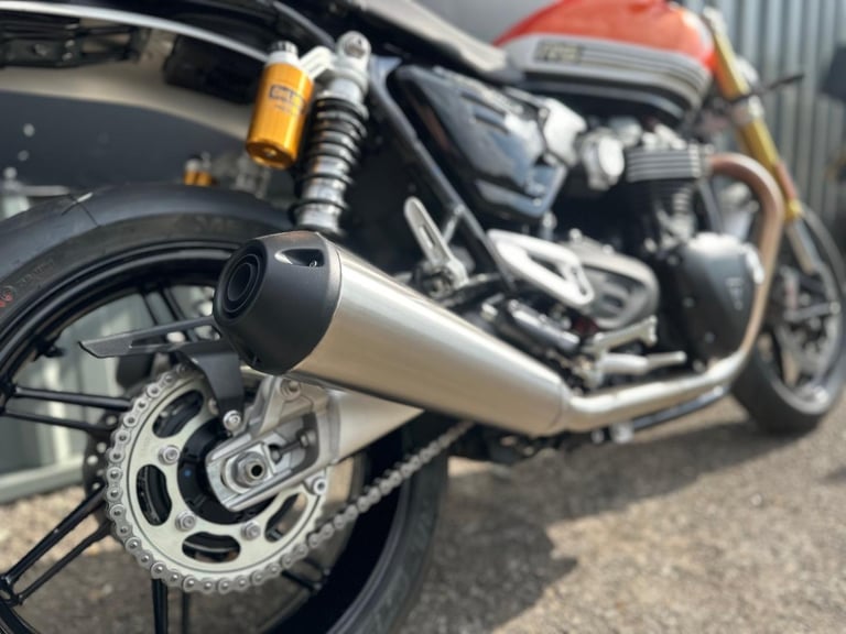 STUNNING BRAND NEW 2025MY TRIUMPH SPEED TWIN 1200 RS MOTORCYCLE 
