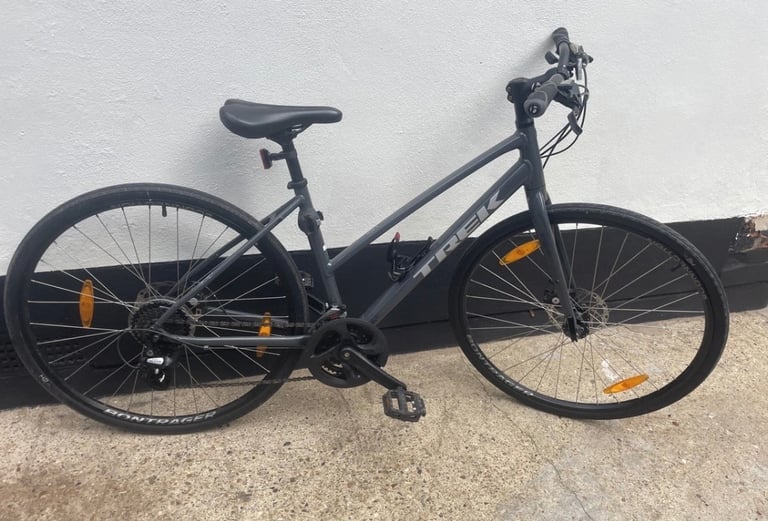 image for Ladies trek fx1 hybrid bike 
