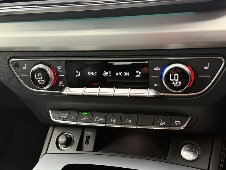  Audi Q5 2.0 TFSIe 55 Competition SUV 5dr Petrol Plug-in Hybrid S Tronic quattro Eur Petrol/Elect...