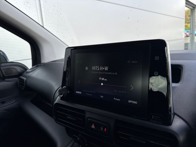 2022 Vauxhall Combo Life 1.5 Turbo D SE 5dr [7 seat] MPV DIESEL Manual