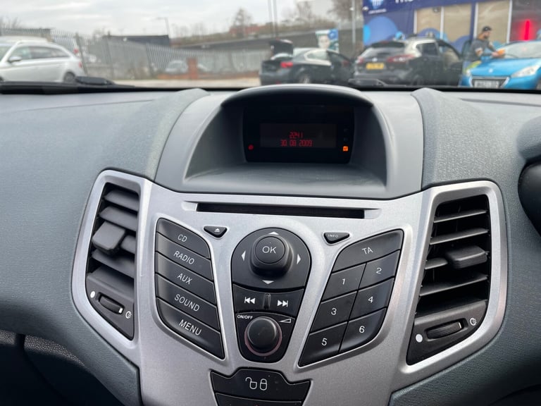2010 Ford Fiesta 1.25 Style 3dr [82] HATCHBACK Petrol Manual