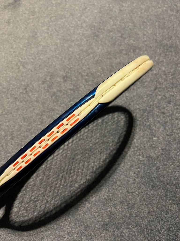 Slazenger CS 140 Wide Body Mid 90 Shock Control Tennis Racket – With Cover