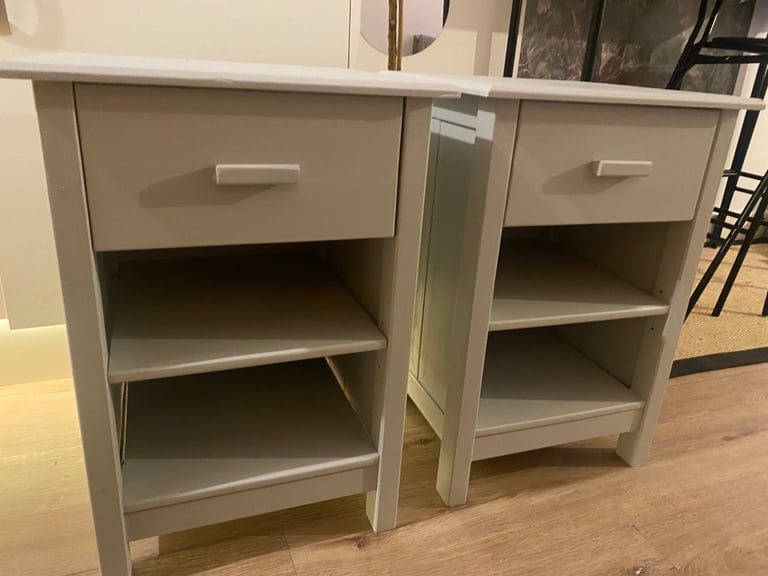 Bedside tables x2