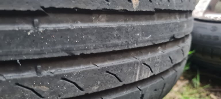 Original BMW F30 18inch alloys with Contisport RFT tyres