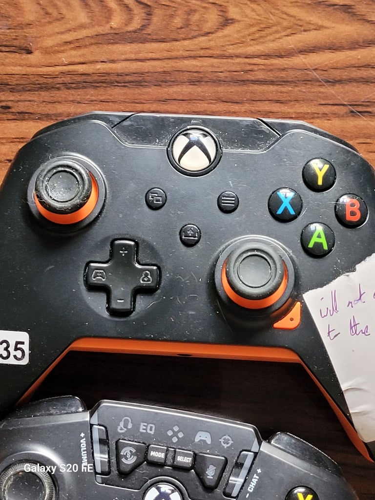 Xbox Controller Lot for Spares & Repairs - 6 Controllers Faulty/Joblot Deal