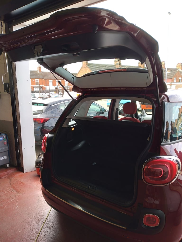 2013 Fiat 500L 1.3 Multijet 85 Easy 5dr Dualogic MPV Diesel Automatic