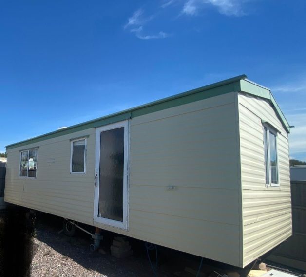 image for 2 bedroom 1 bathroom static caravan to rent 