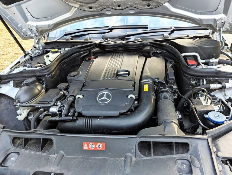 2010 Mercedes-Benz C-Class C180 CGI BlueEFFICIENCY Sport 4dr Auto SALOON Petrol Automatic