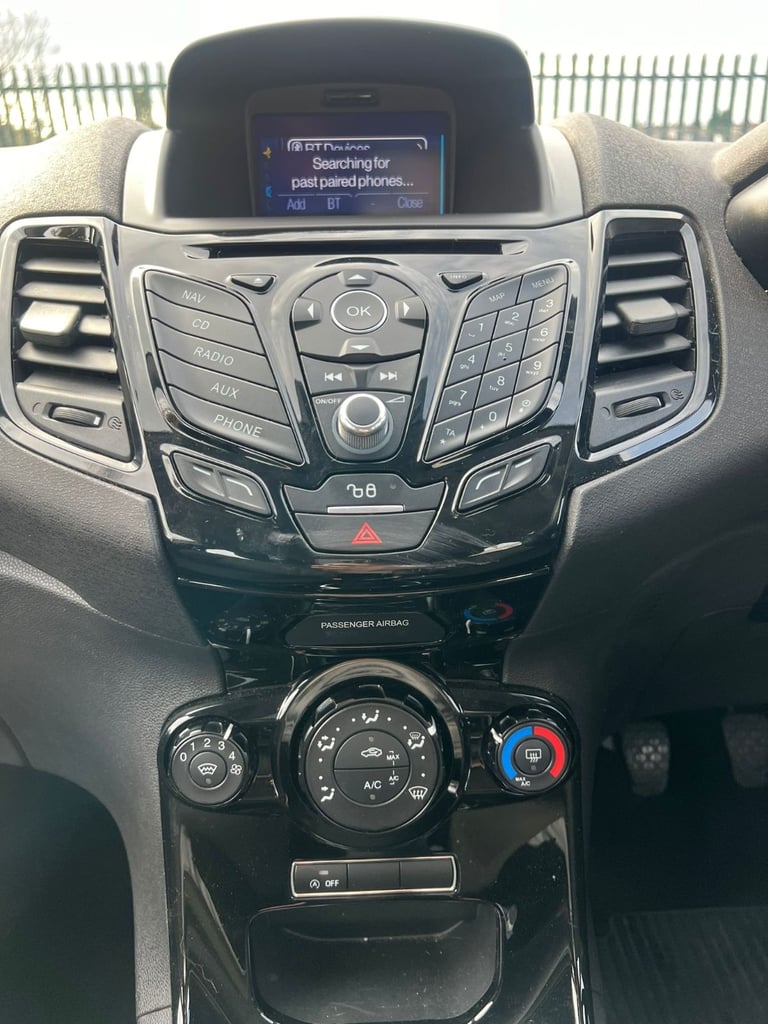 Ford, FIESTA, Hatchback, 2016, Manual, 998 (cc), 5 doors