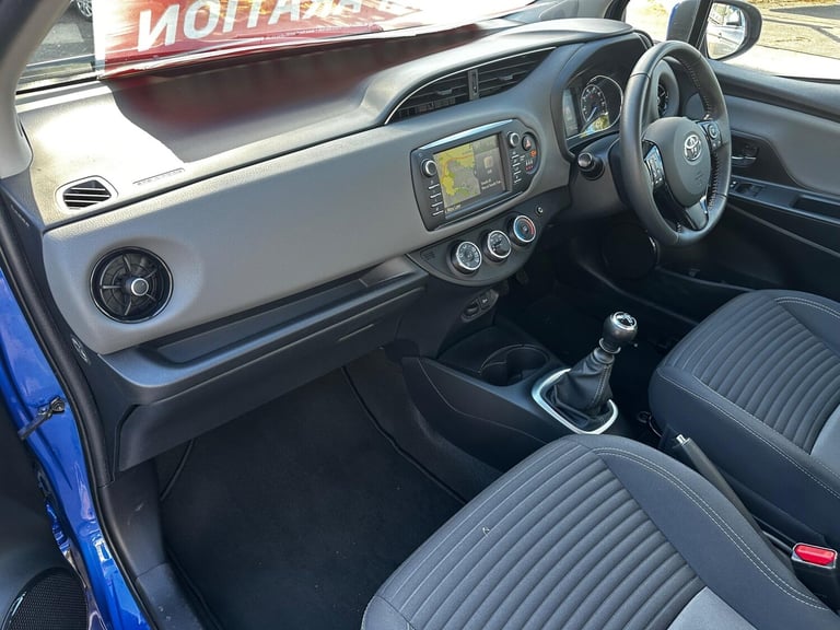 2019 Toyota Yaris 1.5 VVT-i Icon Tech Euro 6 5dr HATCHBACK Petrol Manual