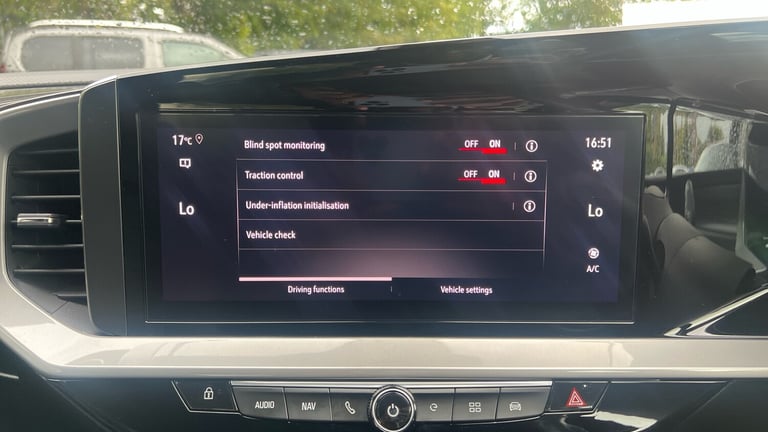 2022 Vauxhall Mokka-e 50kWh Ultimate SUV 5dr Electric Auto (136 ps) SUV Electric Automatic