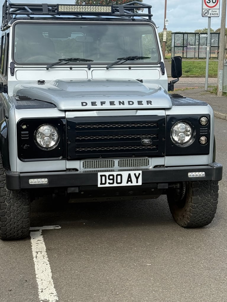 image for Defender Front Grill and Light surrounds xs style