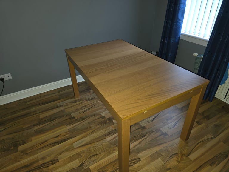 Dining table for sale