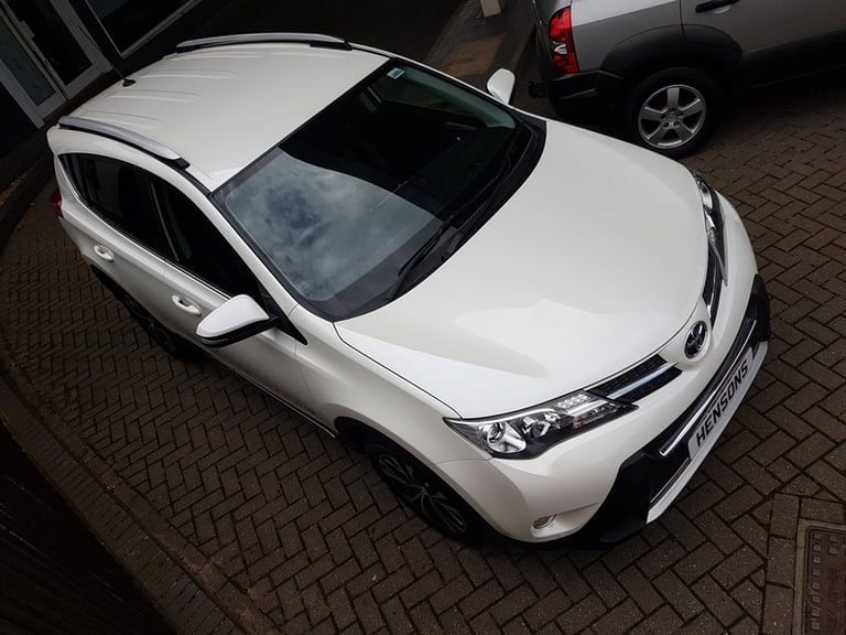 Toyota RAV4 D-4D INVINCIBLE AWD