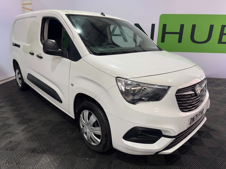 image for 2021 Vauxhall Combo 1.5 Combo 2300 Sportive TD Panel Van Diesel Manual