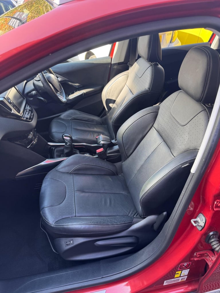 2014 Peugeot 2008 1.6 VTi Feline Euro 5 5dr (Mistral) HATCHBACK Petrol Manual