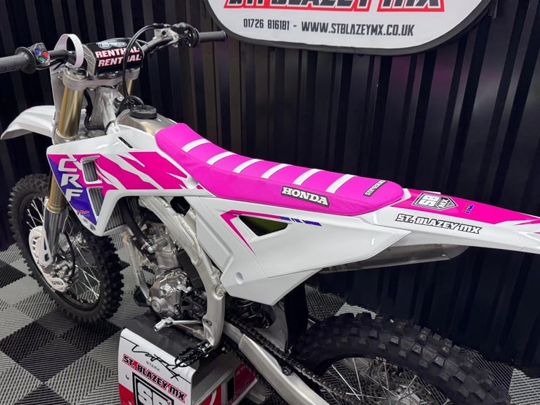 BRAND NEW HONDA CRF 250 RS PINK EDITION MOTO-X BIKE