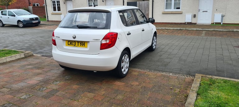 image for Skoda, FABIA, Hatchback, 2013, Manual, 1198 (cc), 5 doors