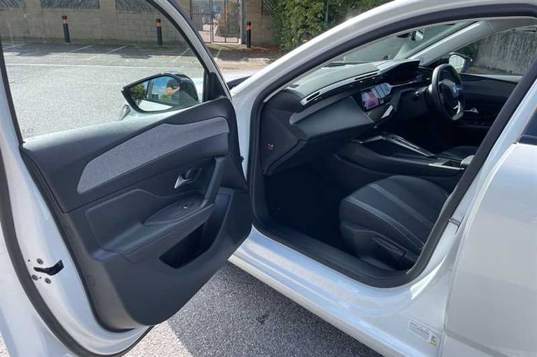 2022 Peugeot 308 1.2 PureTech Allure Premium 5dr EAT8 ESTATE PETROL Automatic