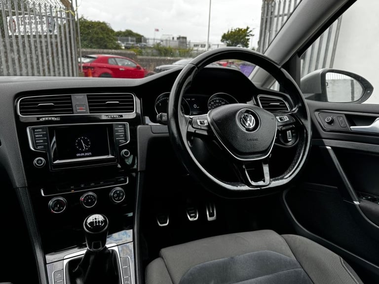 2013 63 VOLKSWAGEN GOLF 2.0 TDI BLUEMOTION TECH GT HATCHBACK 5DR DIESEL MANUAL E