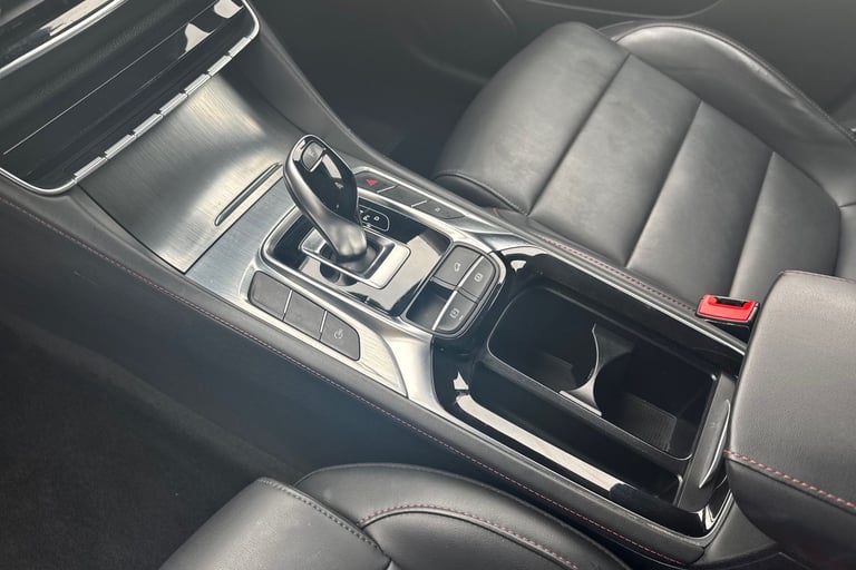 2024 MG MG HS 103407 Hatchback Automatic