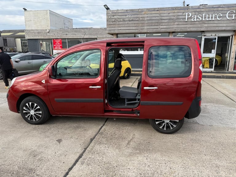 2012 Renault Kangoo 1.5 dCi Expression Euro 5 5dr MPV Diesel Manual
