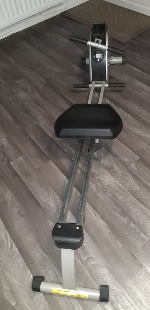 Pro Fitness Rowing Machine