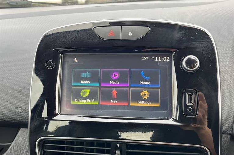 2017 Renault Clio 0.9 TCe Dynamique Nav Hatchback 5dr Petrol Manual Euro 6 (s/s) (90 ps) Hatchbac...
