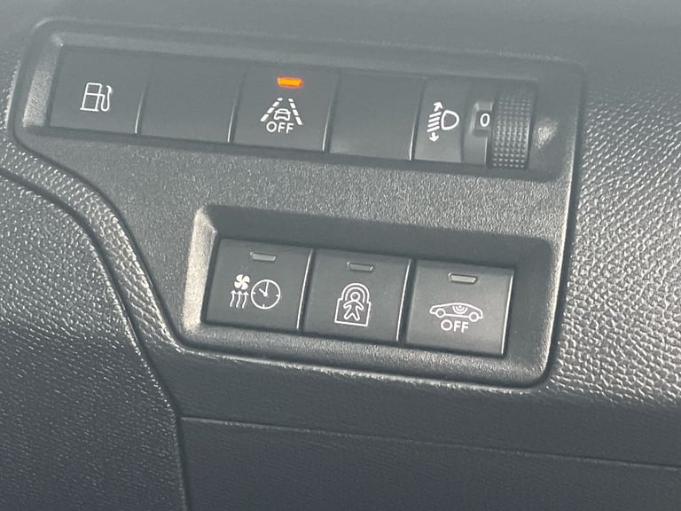 2023 Peugeot 3008 1.6 Hybrid 225 Allure Premium+ 5dr e-EAT8 Estate PETROL/ELECTRIC Automatic