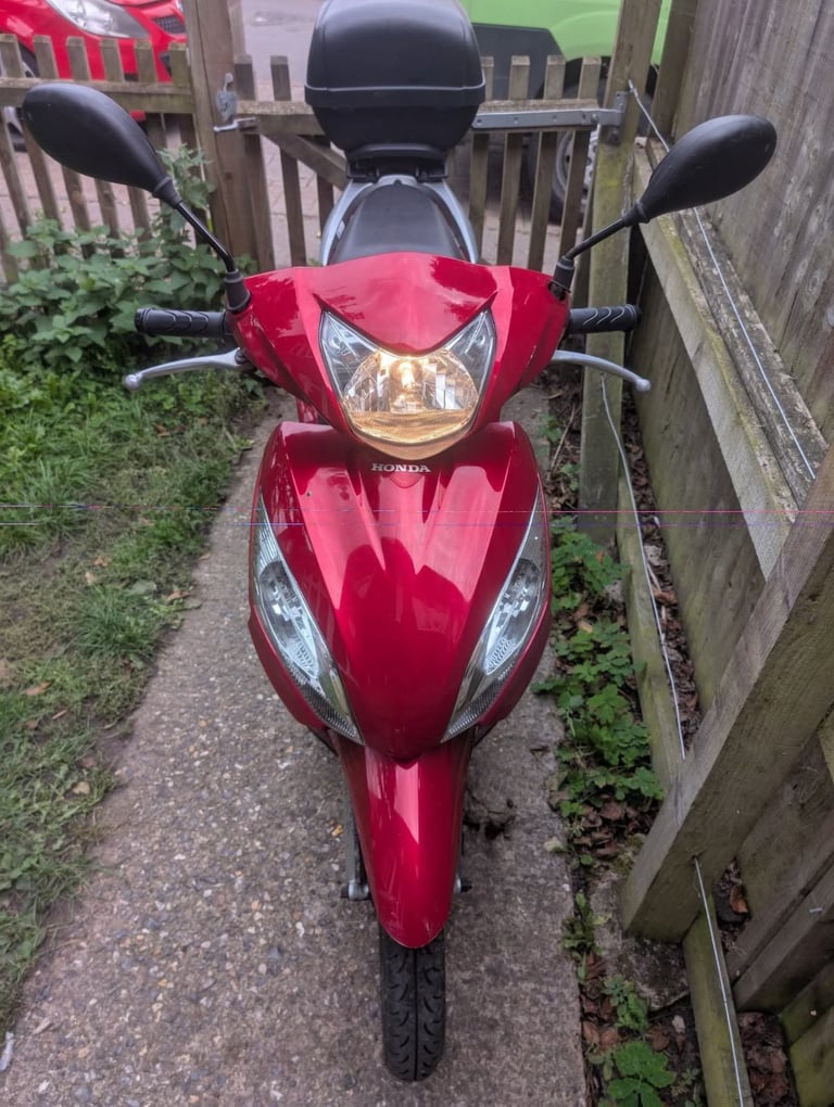 Honda vision 50cc scooter moped ready to ride 