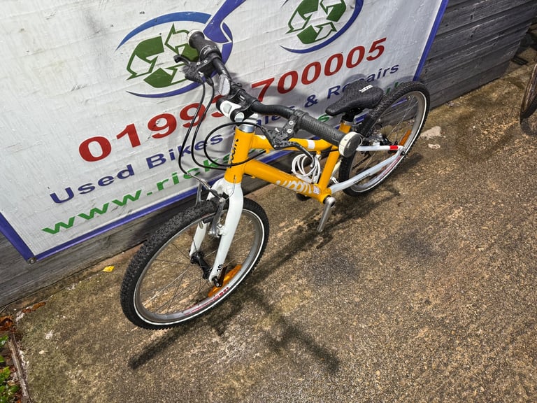 WOOM 4 20” Wheel Kids Bike. Yellow No1. Very light weight!! Only 6.6Kg!