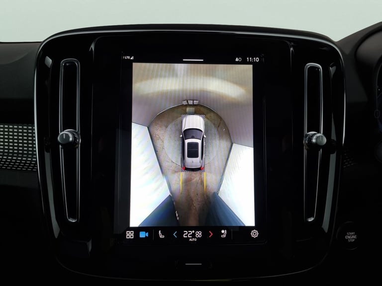 2022 Volvo XC40 2.0 B4 MHEV Ultimate SUV 5dr Petrol Hybrid DCT Auto Euro 6 (s/s) (197 ps) - Suv H...