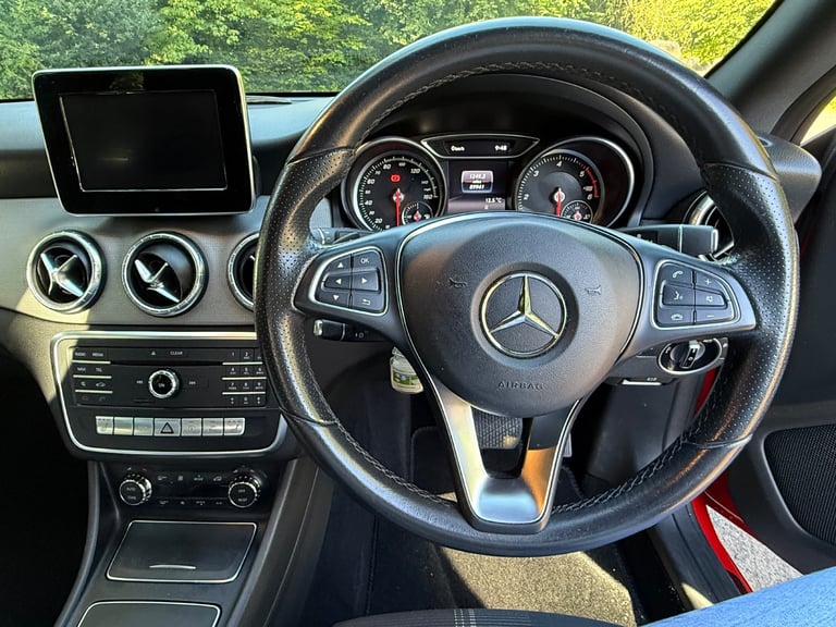 Mercedes-Benz, CLA, Saloon, 2017, Semi-Auto, 2143 (cc), 4 doors
