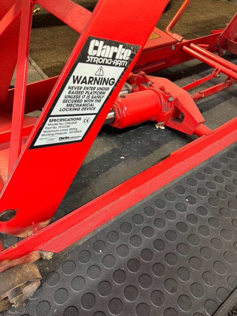 Motorcycle motorbike ramp lift 