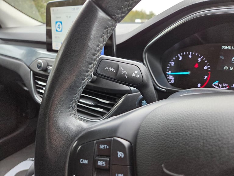 2020 Ford Focus 1.0T EcoBoost Active Auto Euro 6 (s/s) 5dr Petrol